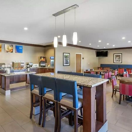 Comfort Inn La Porte Екстер'єр фото