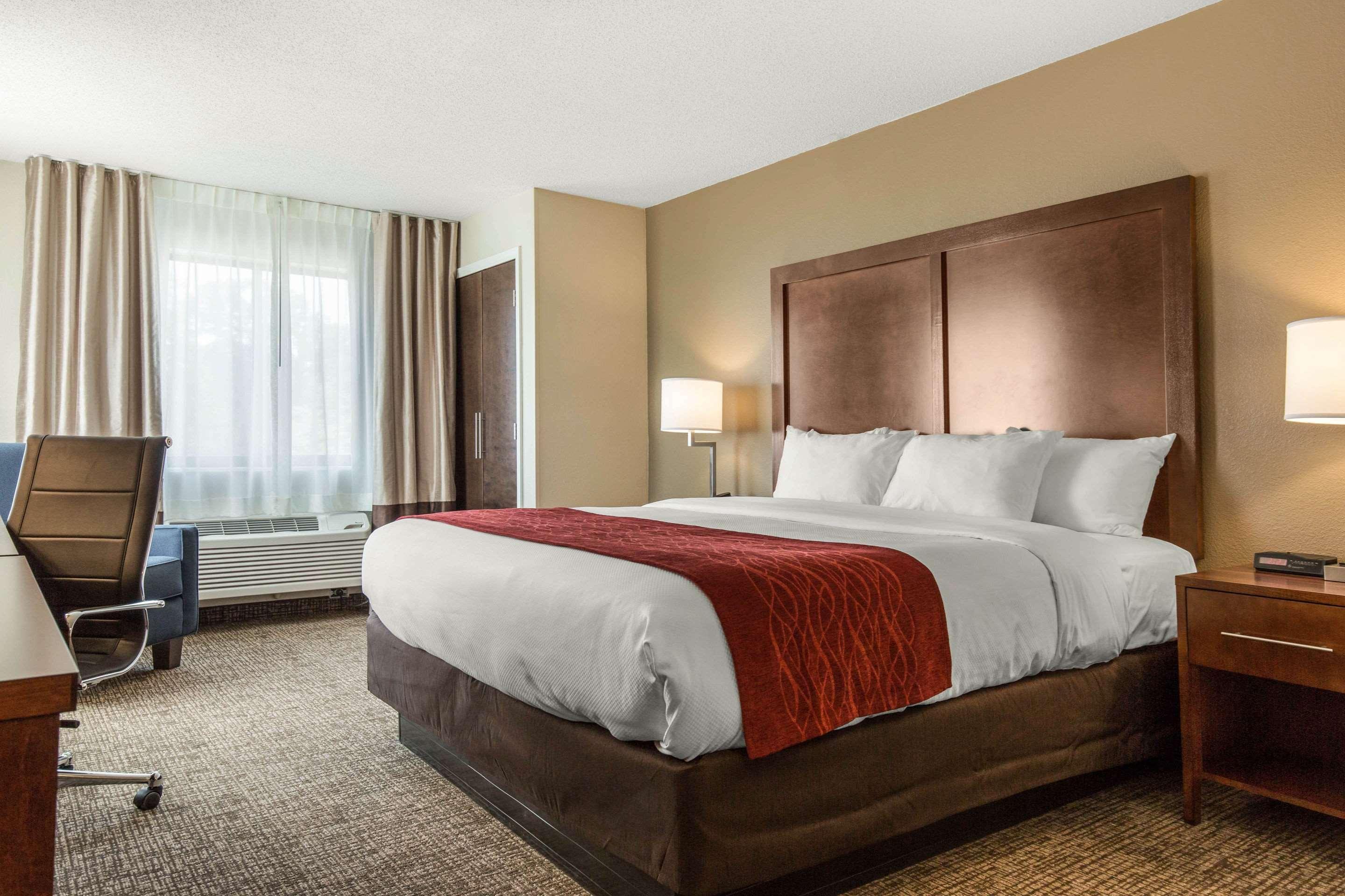 Comfort Inn La Porte Екстер'єр фото