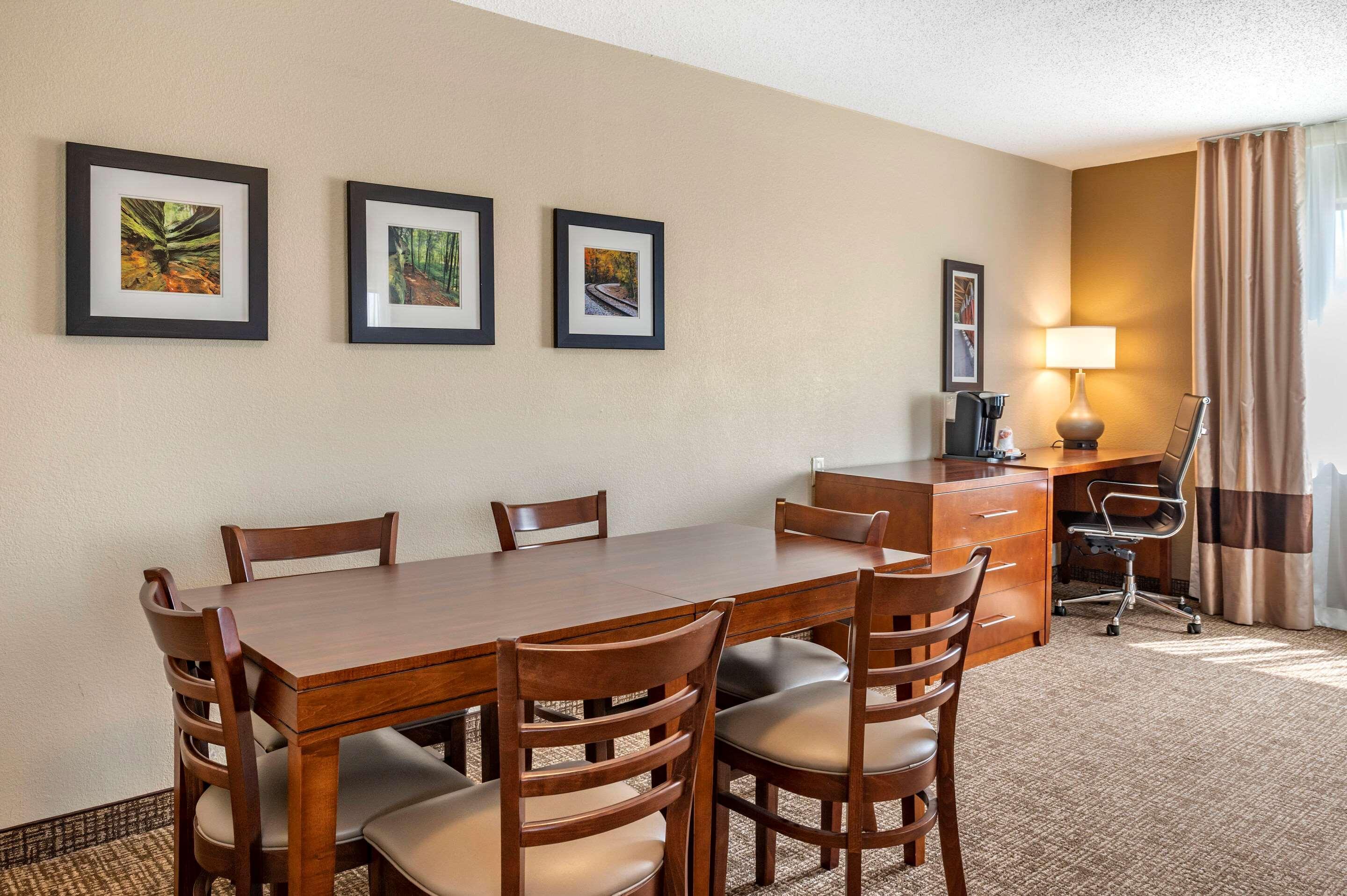 Comfort Inn La Porte Екстер'єр фото
