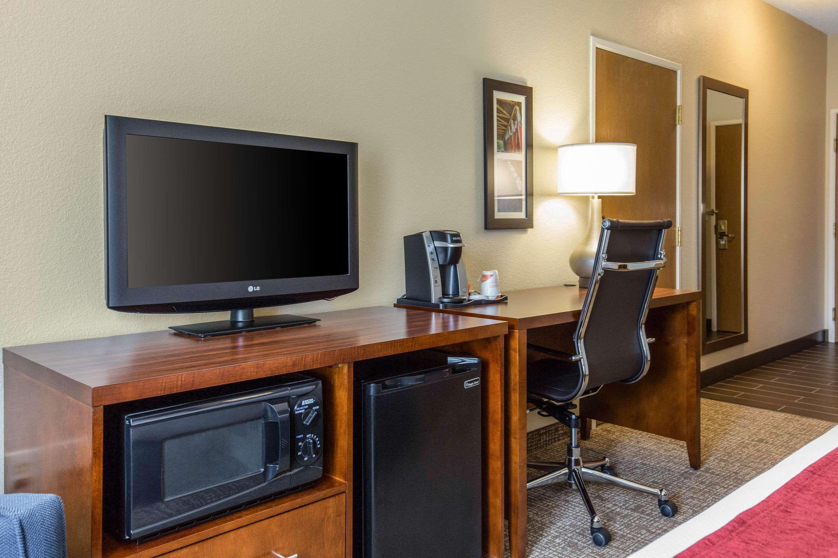 Comfort Inn La Porte Екстер'єр фото