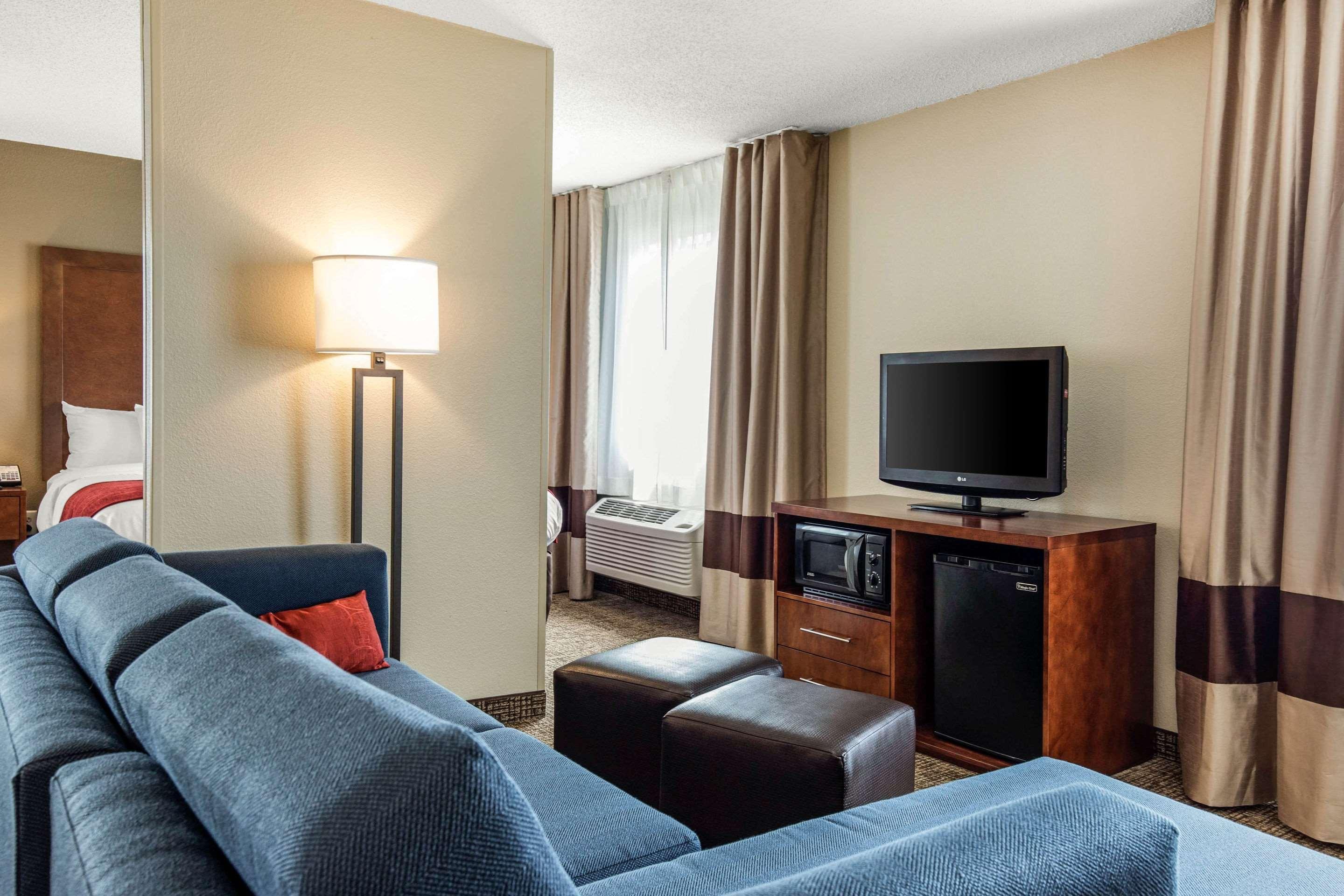 Comfort Inn La Porte Екстер'єр фото