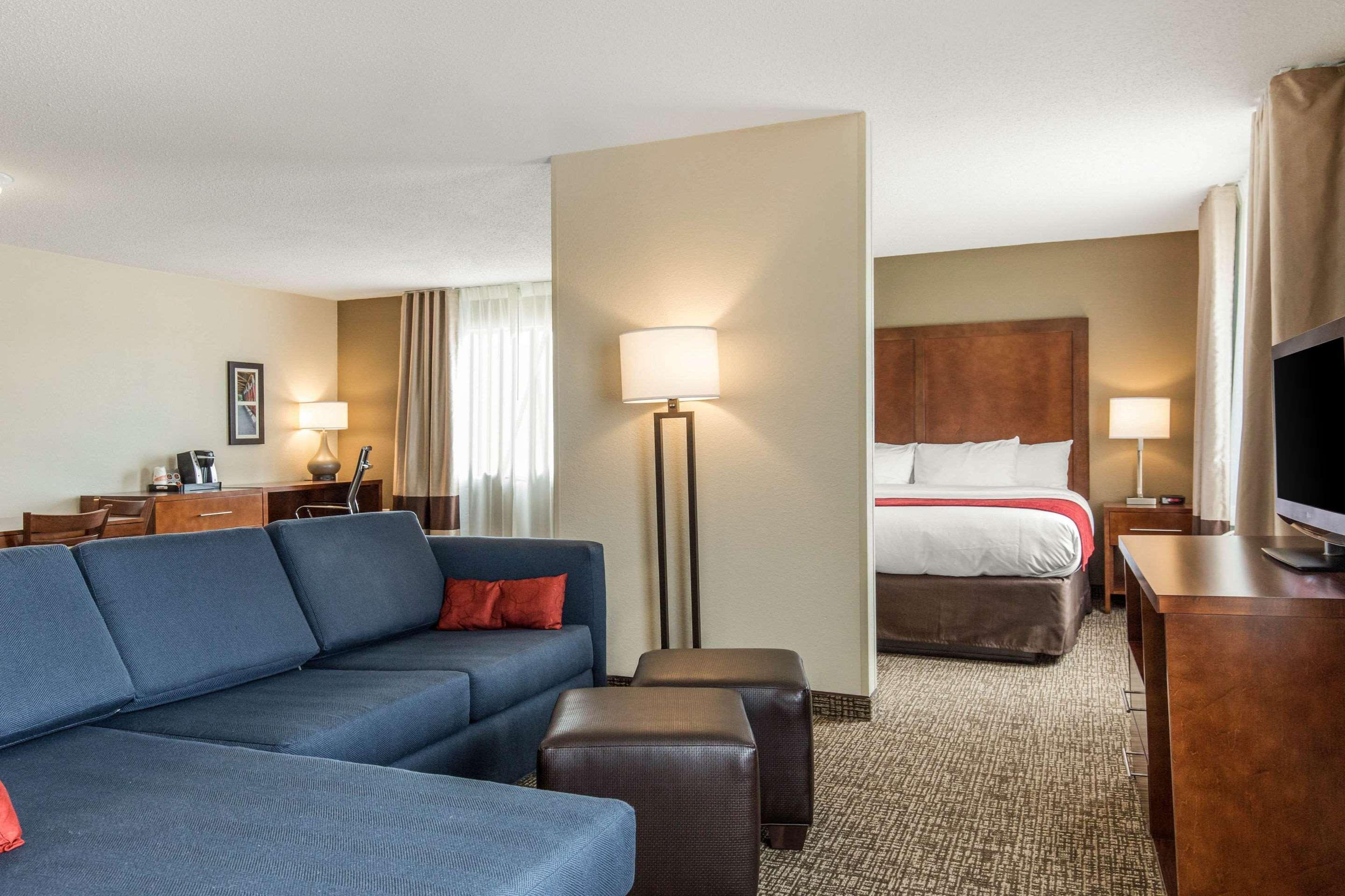 Comfort Inn La Porte Екстер'єр фото