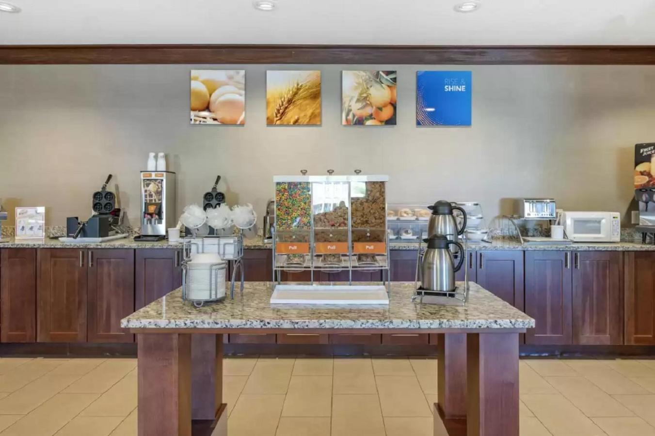 Comfort Inn La Porte Екстер'єр фото